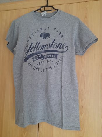 Tee-shirt Yellowstown taille S (36) état neuf