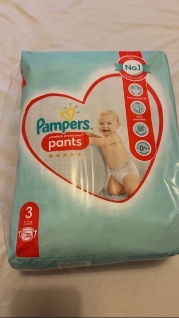 Couches Pampers