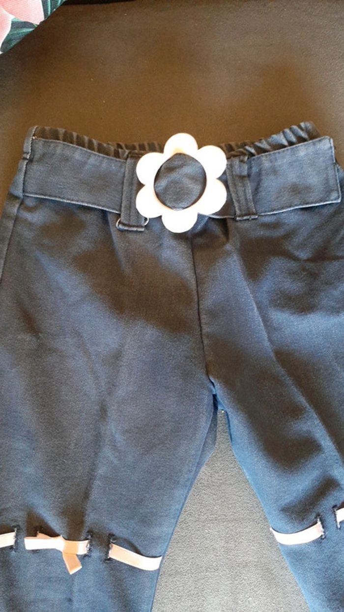 Pantalon fille 4 ans - photo numéro 2