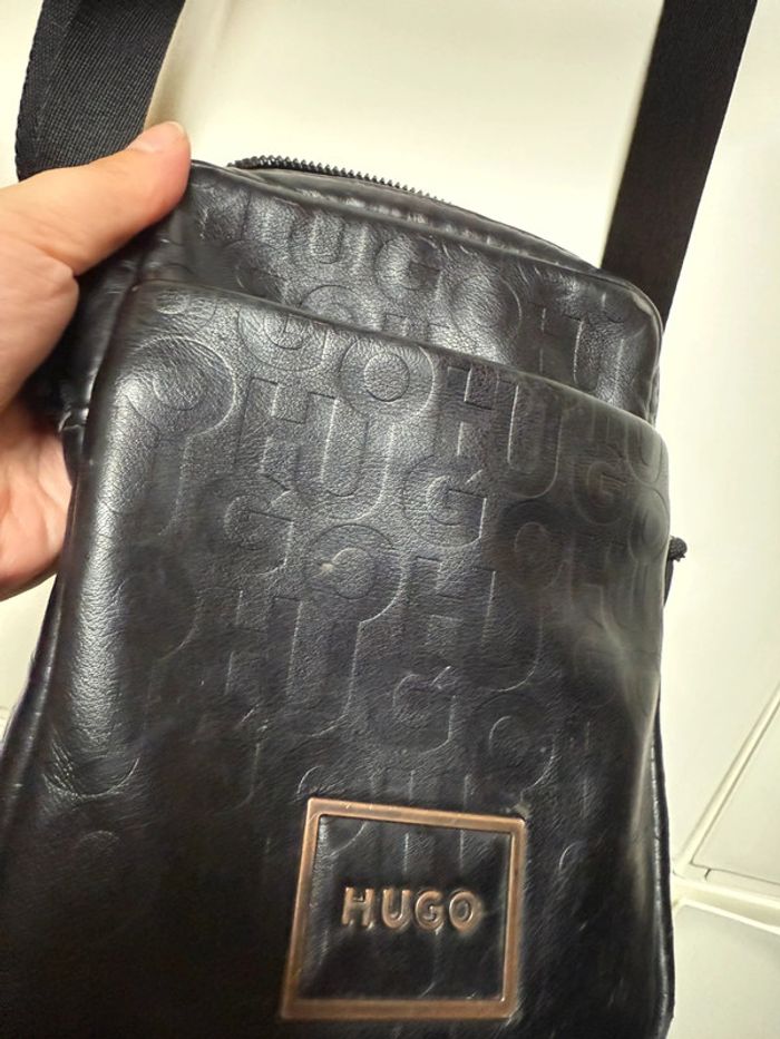 Sacoche Roy monogramme homme noir effet cuir de la marque Hugo - photo numéro 6