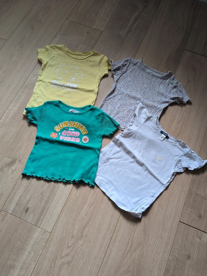 Lot 4 tee-shirt 4 ans