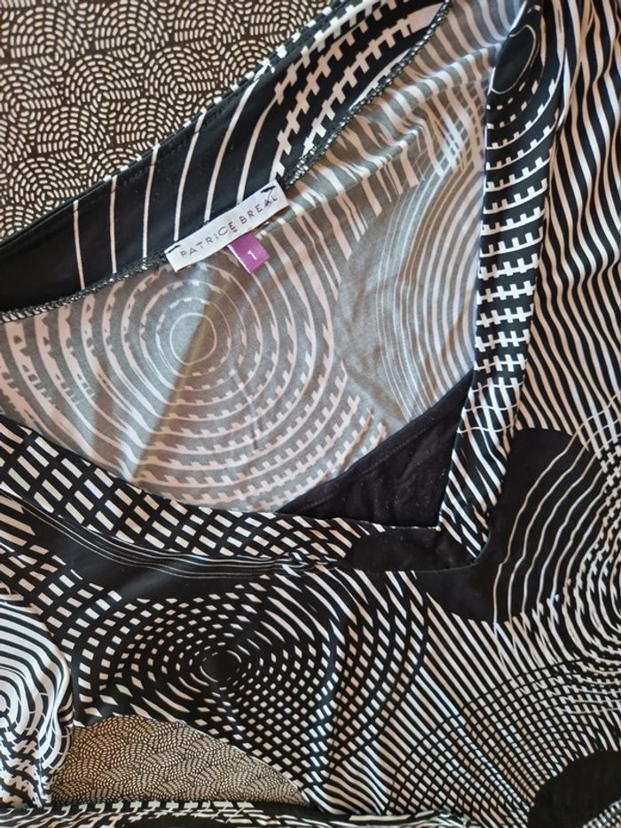 T-shirt manches longues T1 noir a motifs Patrice breal - photo numéro 2