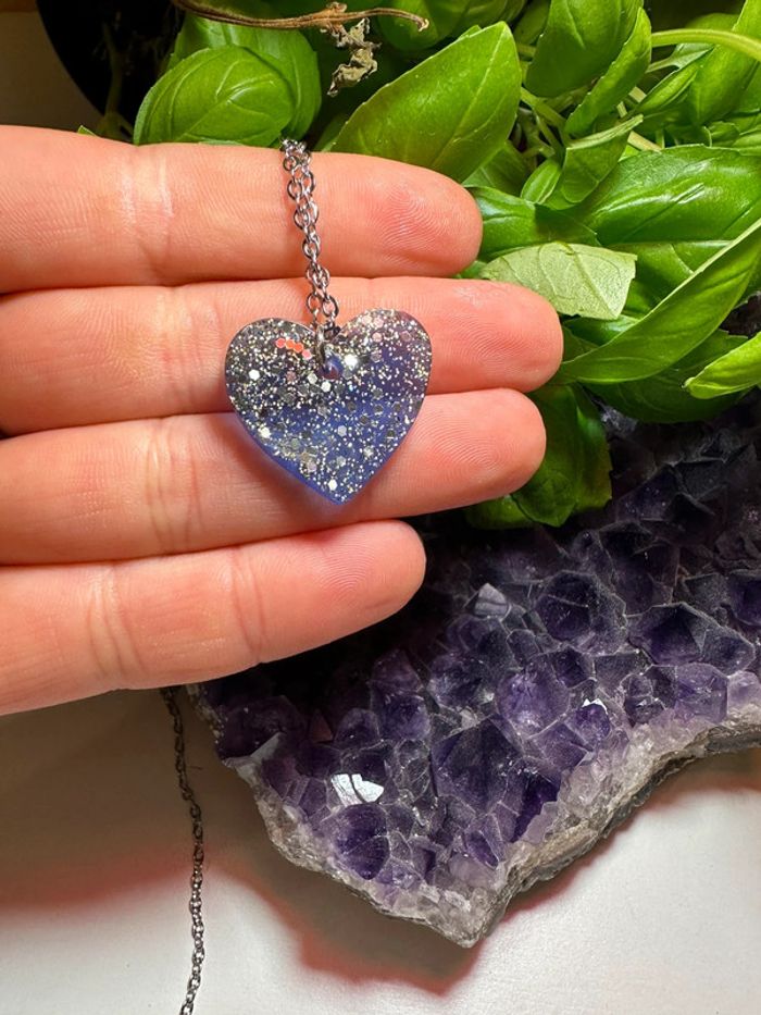 Pendentif grand cœur bleu et paillettes - photo numéro 6