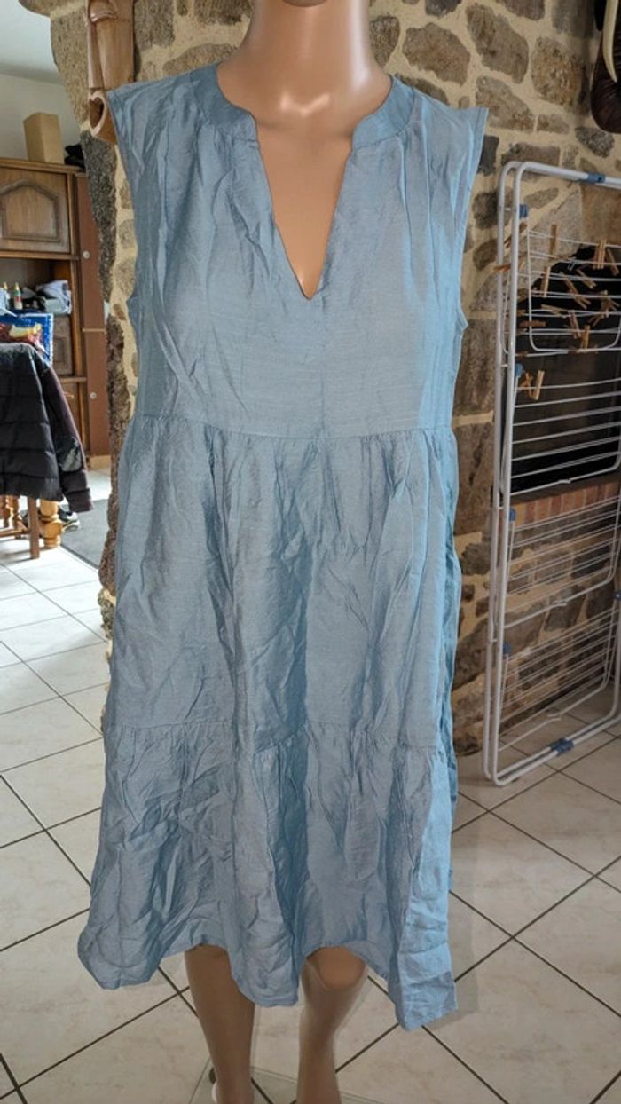 Robe 👗 plissée sans manche taille S/38 jamais porté - photo numéro 8