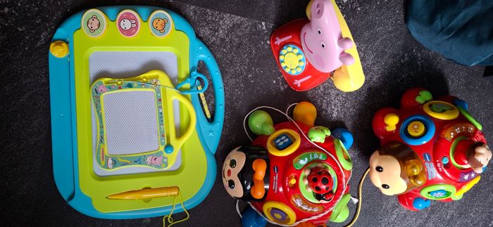 Lots jouets 1 er âge - photo numéro 2