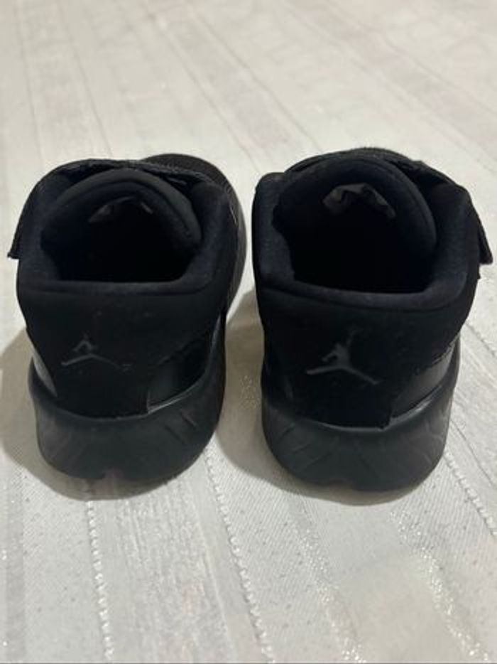 Air Jordan taille 23.5 - photo numéro 2