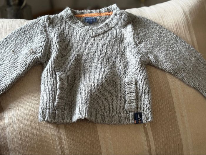 Pull gris