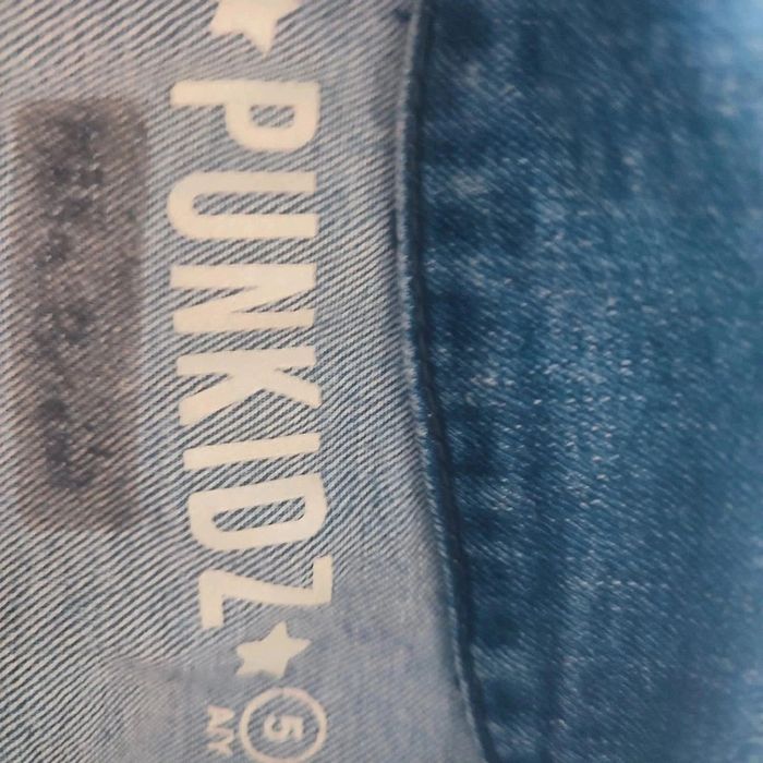 Très joli blouson en jean 5 ans - photo numéro 2