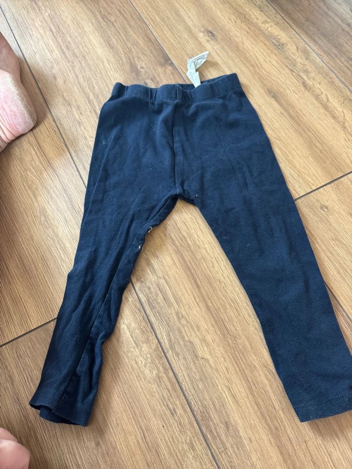 Lot 3 legging kiabi mixtes 24 mois - photo numéro 5