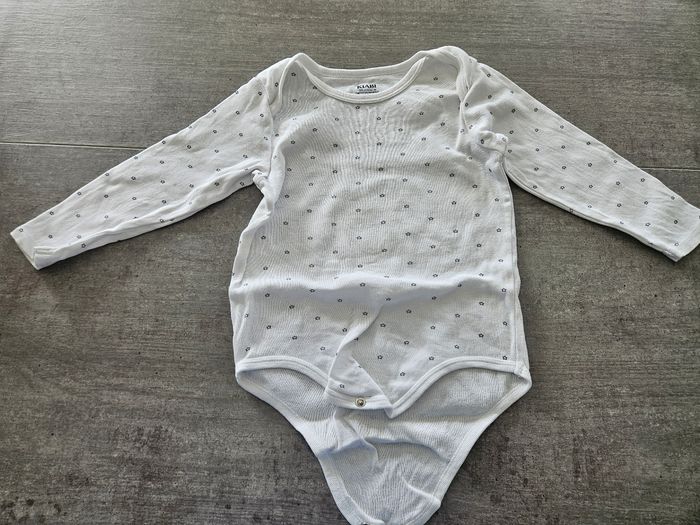 Lot de 4 bodys - photo numéro 5
