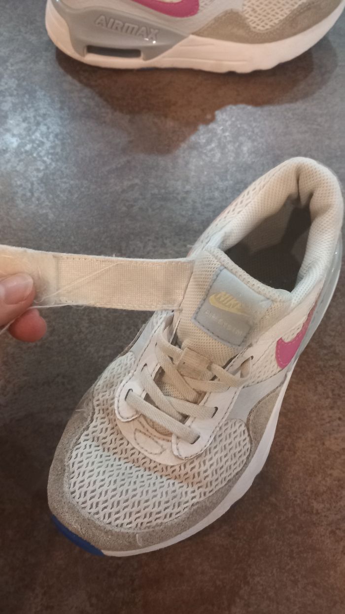 Baskets nike taille 33 - photo numéro 5
