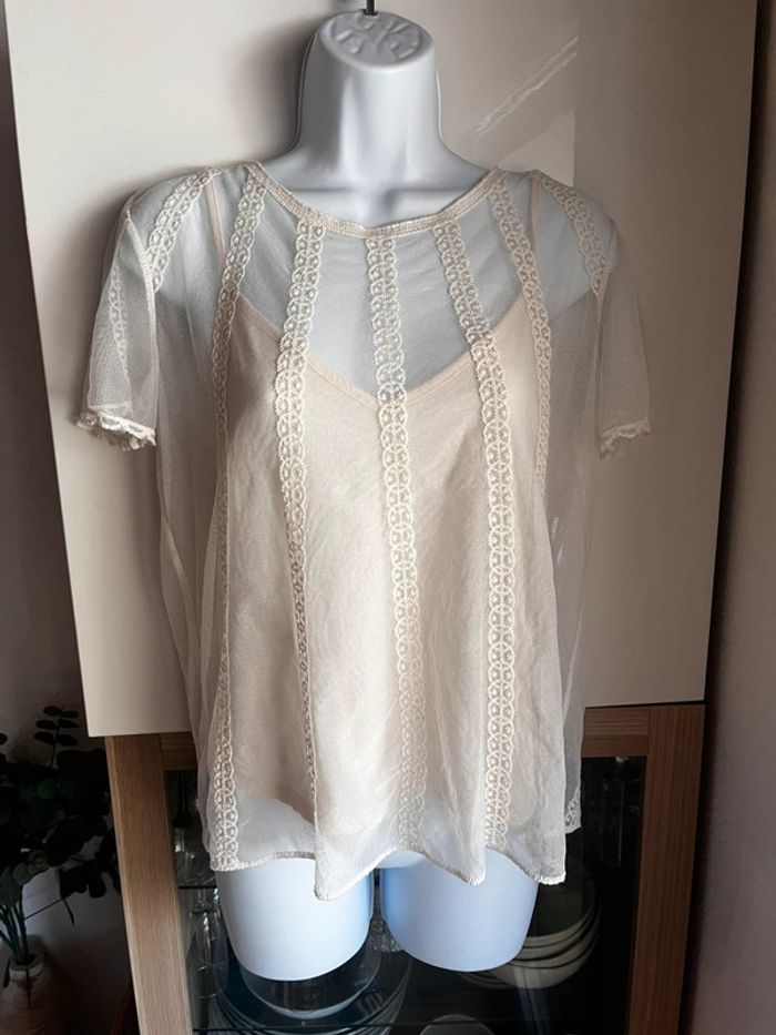 Top dentelle Zara taille m - photo numéro 2