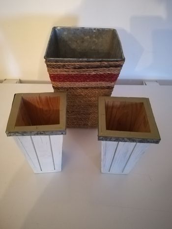 Lot de 3 pots 1 en métal 2 en bois