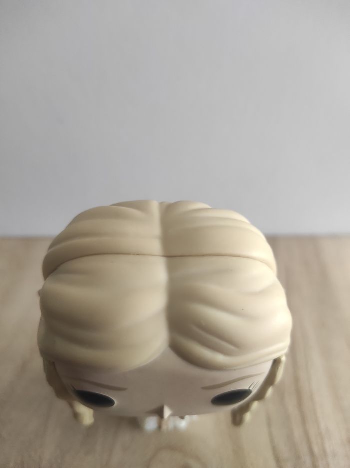 Figurine Funko pop Galadriel 631 SANS boîte ( Le Seigneur des Anneaux ) - photo numéro 5