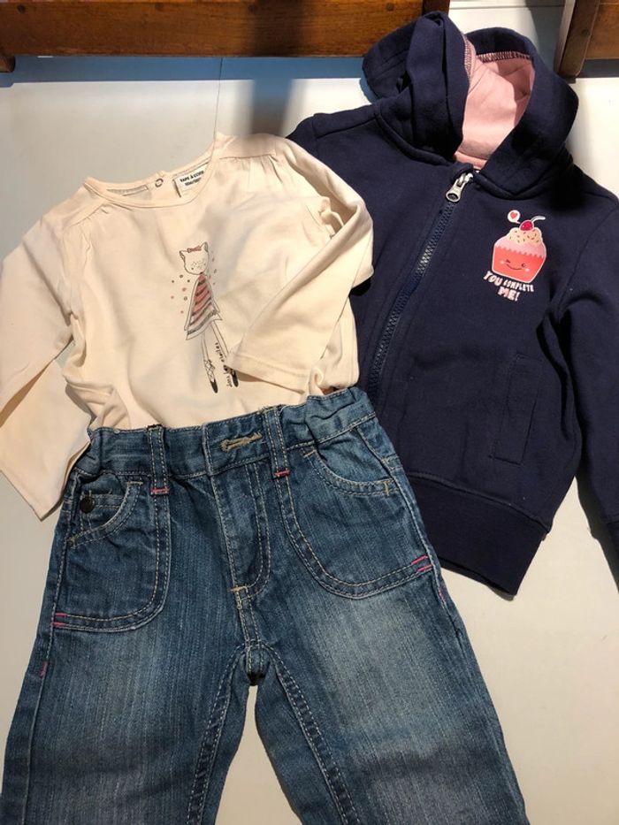 Ensemble jean, teeshirt et gilet