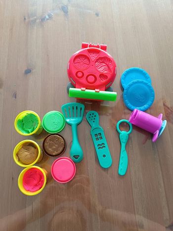 Pâte a modeler play doh burger