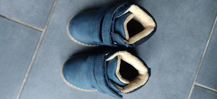 Chaussures montantes taille 20