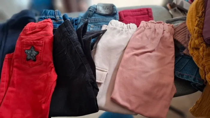 Lots 8 pantalons 3 ans