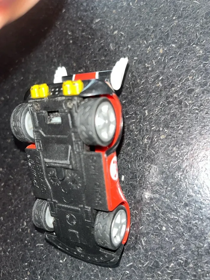 Voiture Mario Kart à friction - photo numéro 10