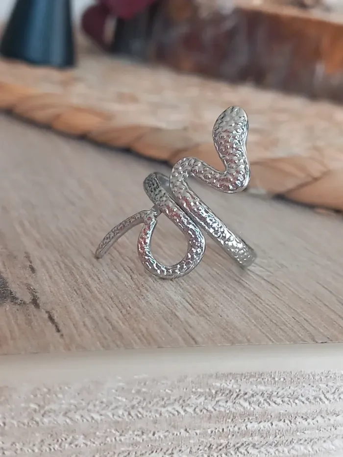 Bague en forme de serpent - photo numéro 5