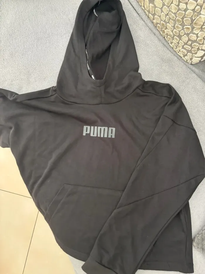 Pull de sport puma neuf