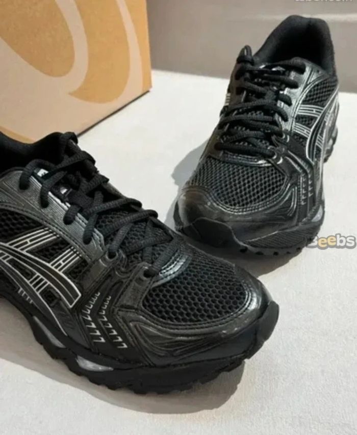 Asics Gel-Kayano 14 Taille 40 - photo numéro 2