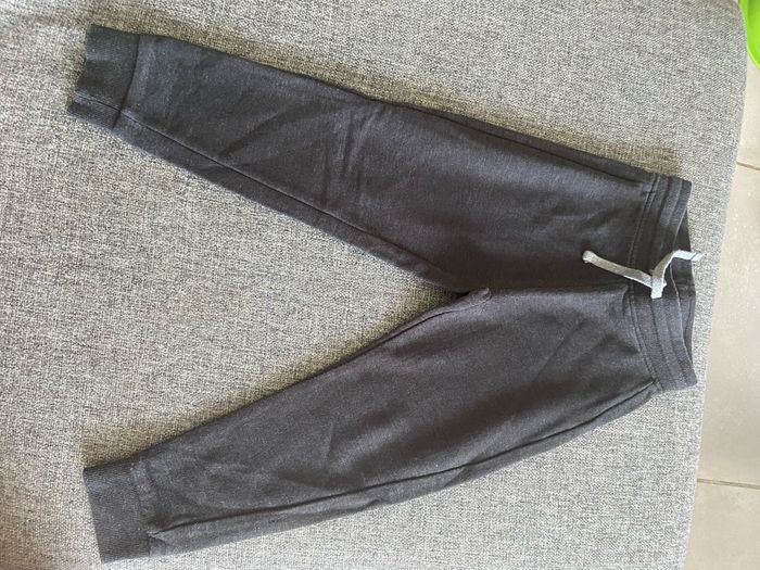 Lot 11 pièces vêtements 4 ans - photo numéro 7