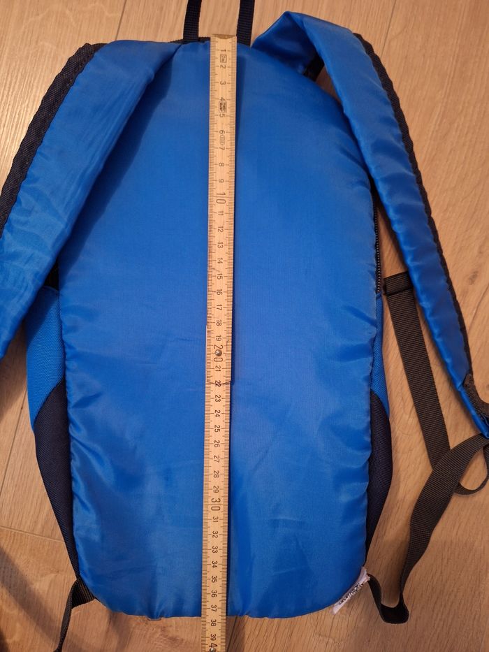Sac à dos 37x20x10 petit taille excellent état bleu 2 fermetures - photo numéro 7