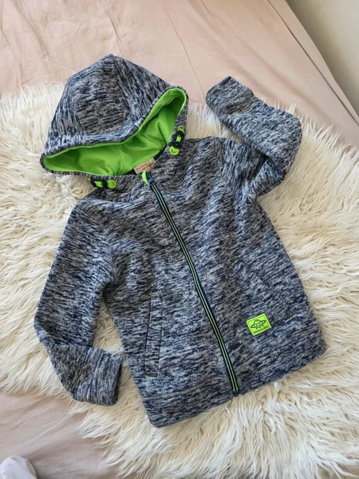 Gilet capuche