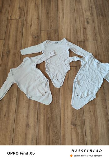 Lot de 3 bodys à manches longues