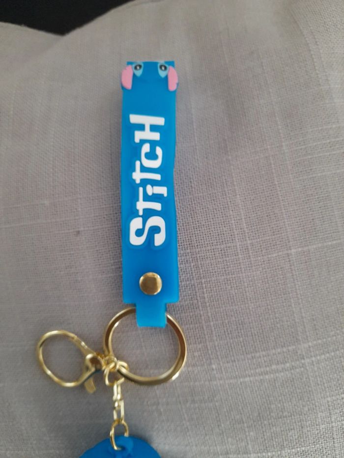 Porte clés stitch disney - photo numéro 3