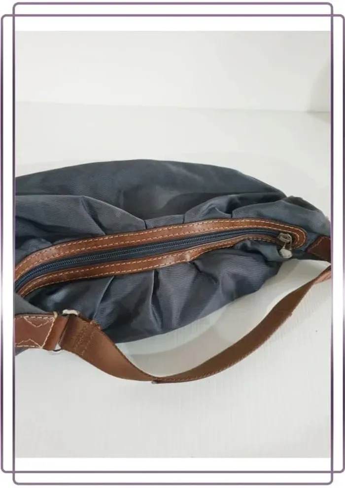 Sac porté épaule Lancel vintage, bon état, 33x20cm - photo numéro 4