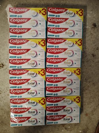 24 dentifrices Colgate 