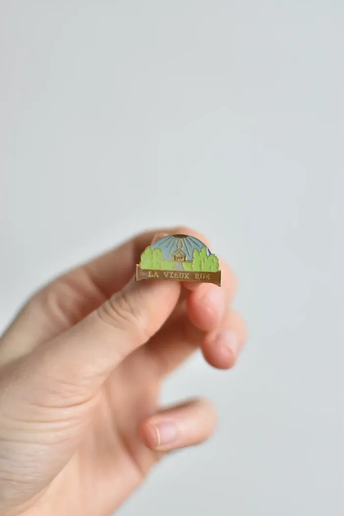 Pin's / Broche La vieux Rue