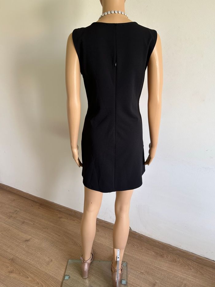 Robe noire et imprimée sans manches Rinascimento taille S jamais portée - photo numéro 6