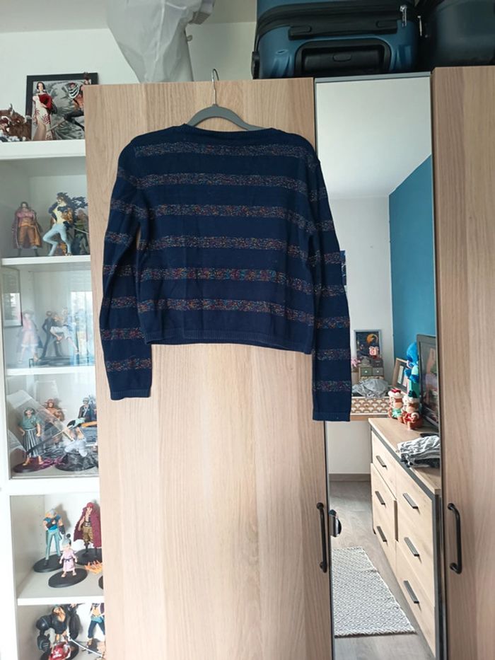 Pull bleu marine "yeah" Kiabi - Taille 18 ans = S 36 - photo numéro 3