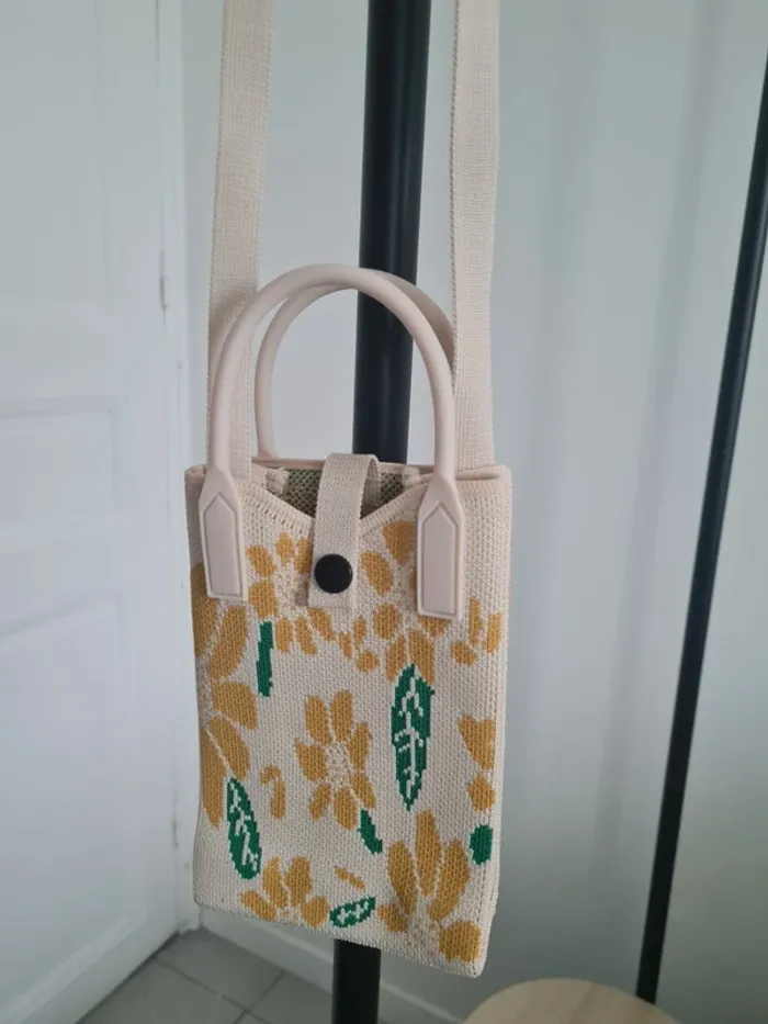 Petit sac pour téléphone - photo numéro 3