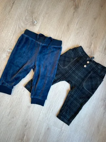 Lot 2 pantalons bébé