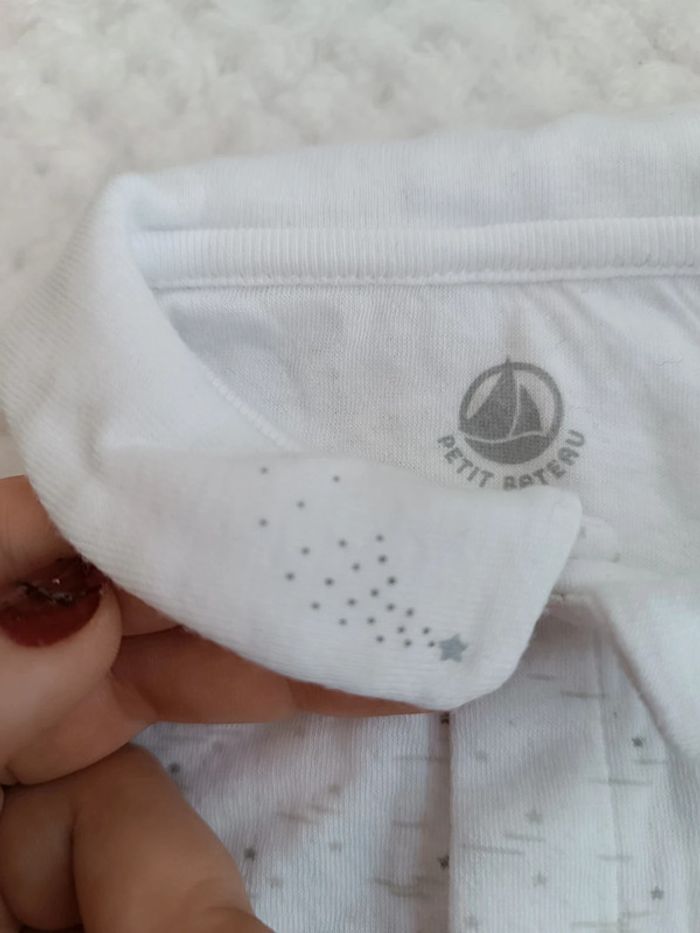 🔸Body blanc Petit Bateau 12 mois🔸 - photo numéro 3