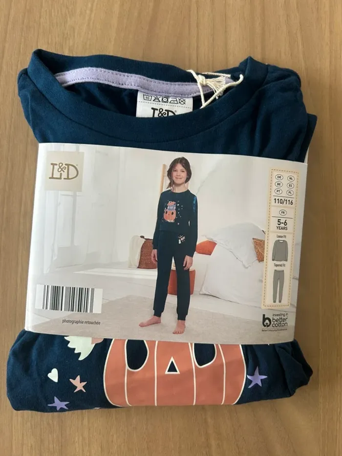 Pyjama 2 pièces thème Halloween neuf avec étiquette