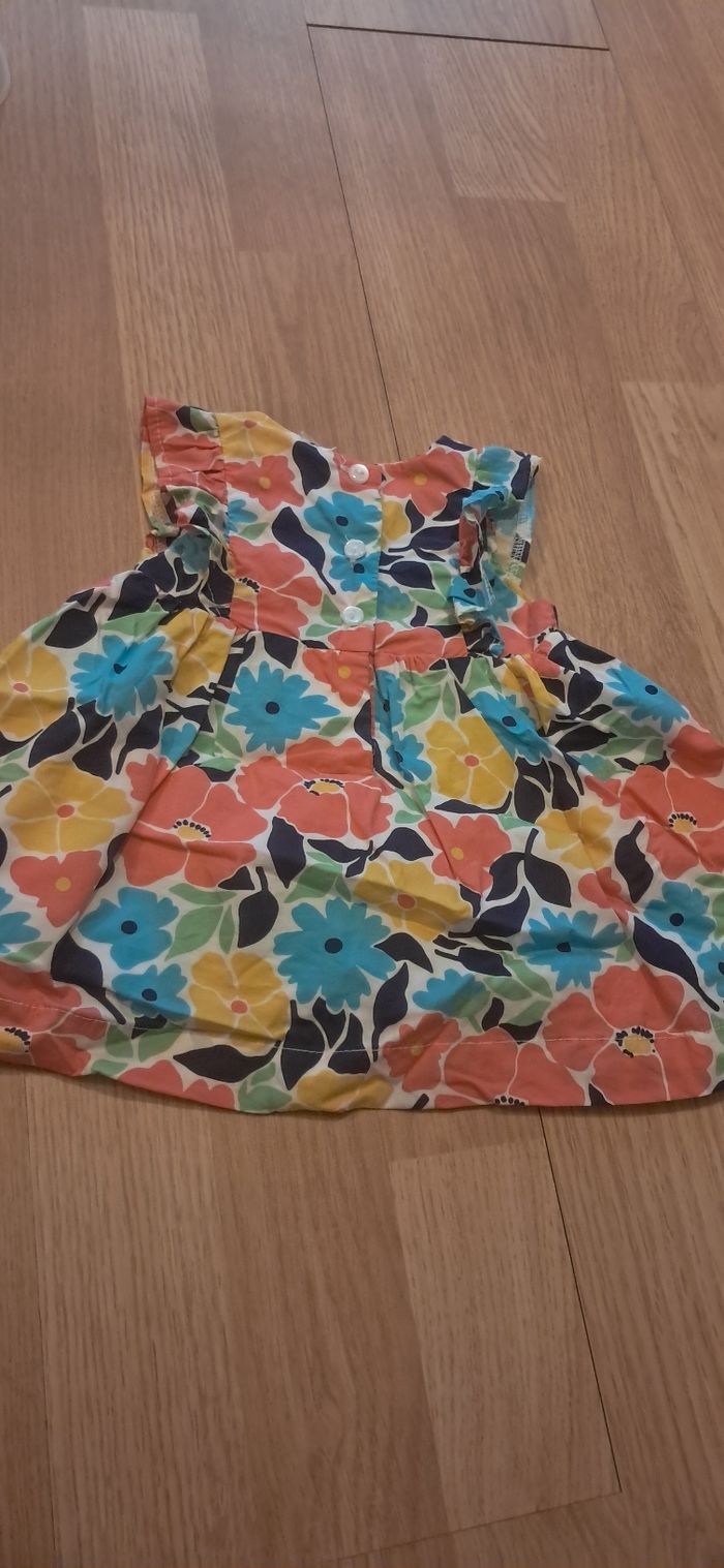 Robe+culotte 3 mois - photo numéro 3