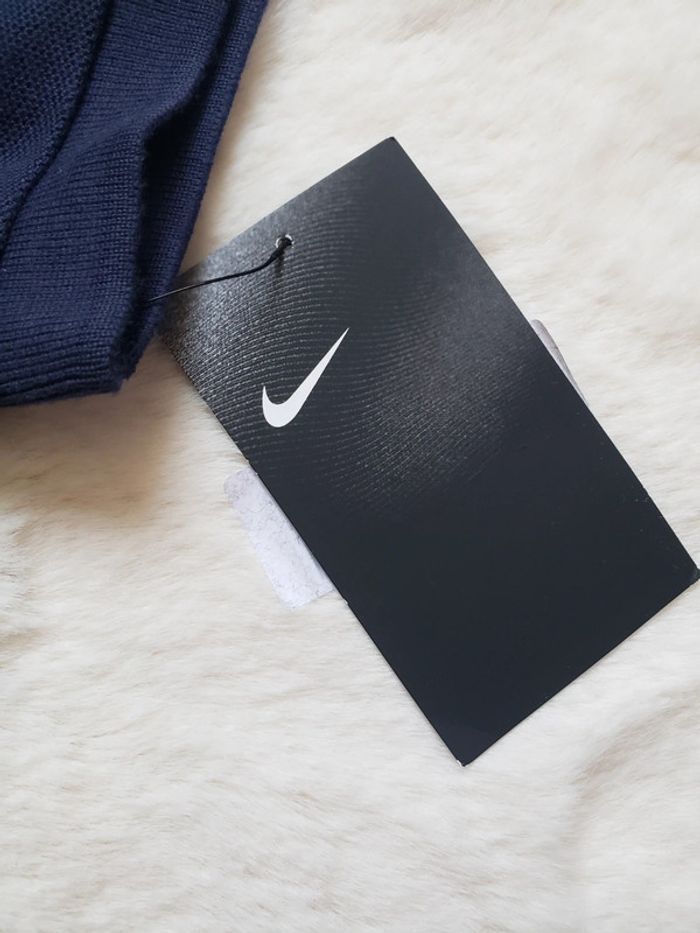 Polo Nike 7ans neuf - photo numéro 4