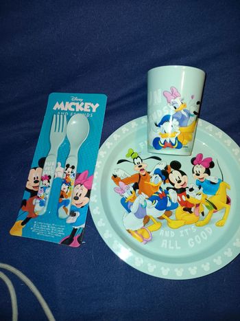 Pack repas 3 pièces disney <pas vinted go >