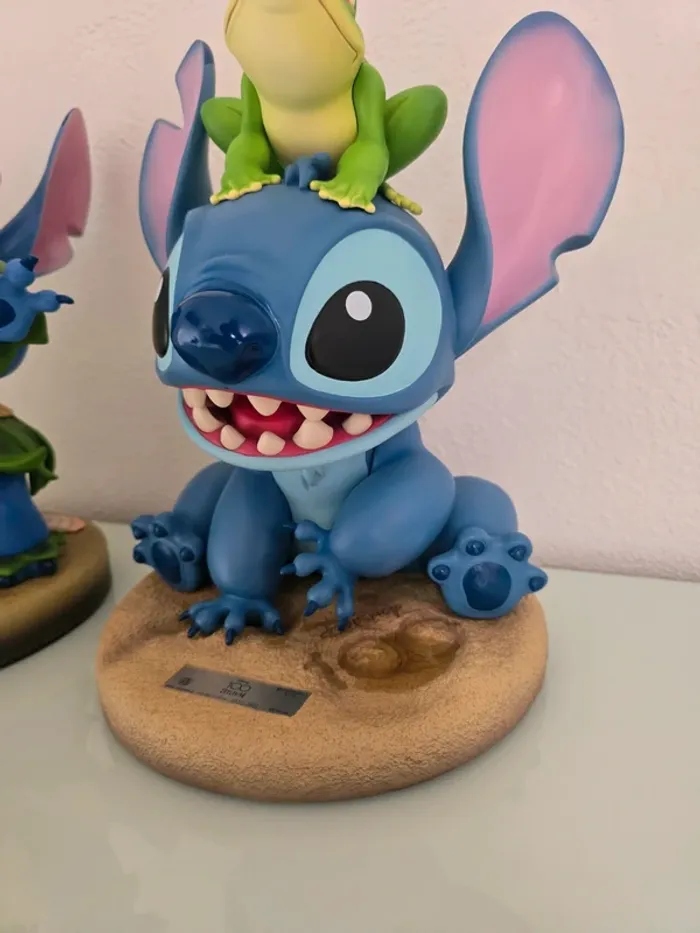 Statuette - Disney- Master Craft Stitch avec Grenouille - 34 cm - Résine - Édition Limitée - photo numéro 4