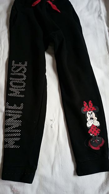 Leeging minnie fille