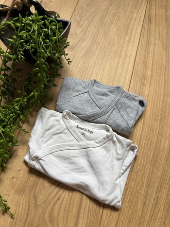 Lot bodie mixte ouverture sur le devant