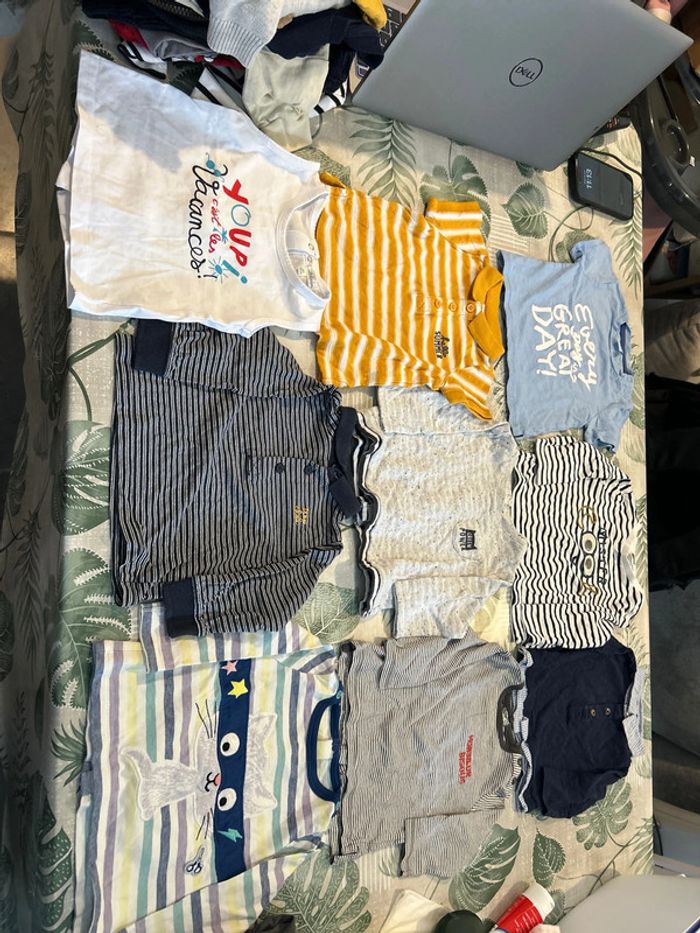 Lot t shirt 6 mois