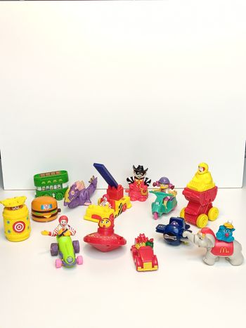 Gros lot figurines vintage McDonalds