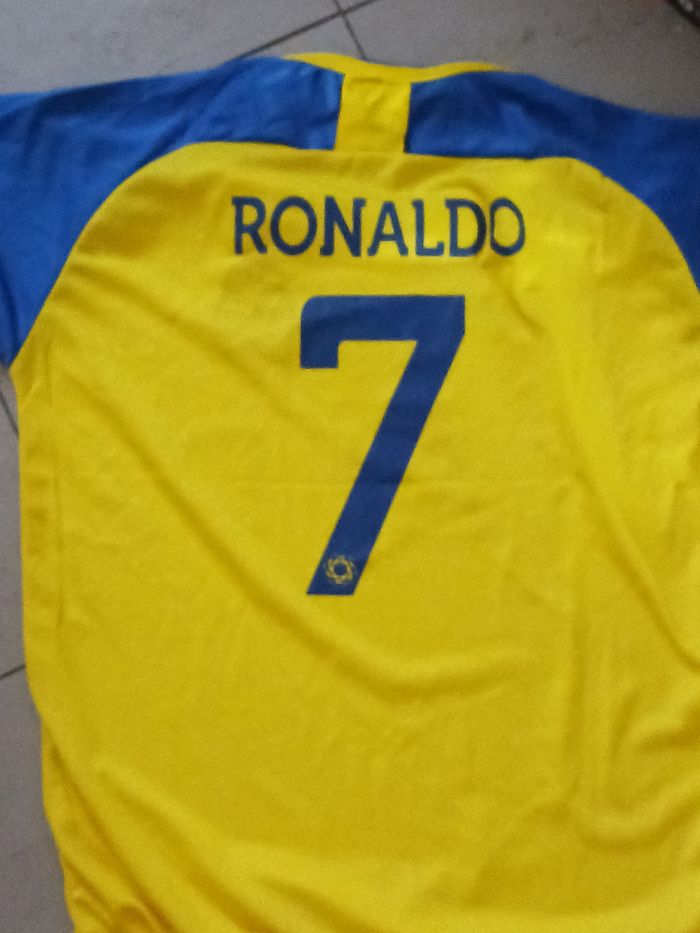 Maillot al nasrr ronaldo - photo numéro 2