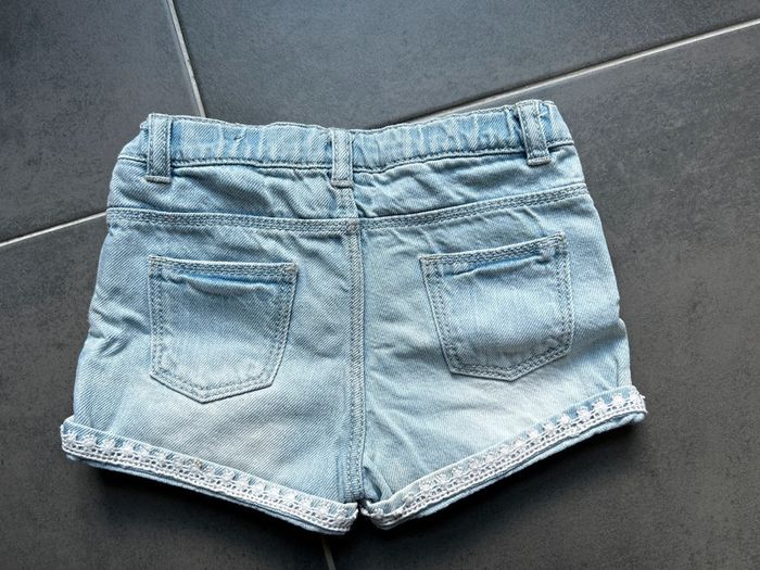 Short en jeans clair avec dentelle bébé fille zara - photo numéro 10